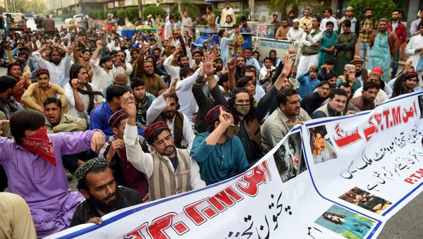 Activists of Pashtun Protection Movement (PTM) protest against the arrest of their activists and leaders, in Karachi on February 10, 2019. Activists of Pashtun Protection Movement (PTM) protest against the arrest of their activists and leaders, in Karachi on February 10, 2019. - Sputnik International
