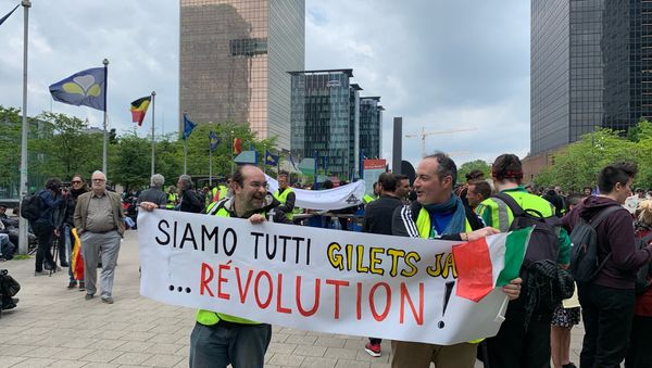 Yellow Vests Rally in Brussels Yellow Vests Rally in Brussels - Sputnik International