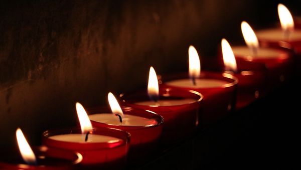 Candles - Sputnik International