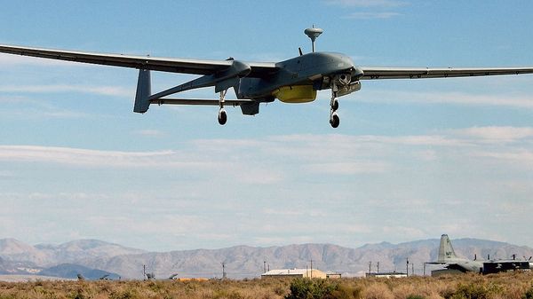  	  IAI Heron 1 UAV in flight - Sputnik International