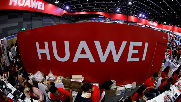 Workers sit at the Huawei stand at the Mobile Expo in Bangkok, Thailand, May 31, 2019 Workers sit at the Huawei stand at the Mobile Expo in Bangkok, Thailand, May 31, 2019 - Sputnik International