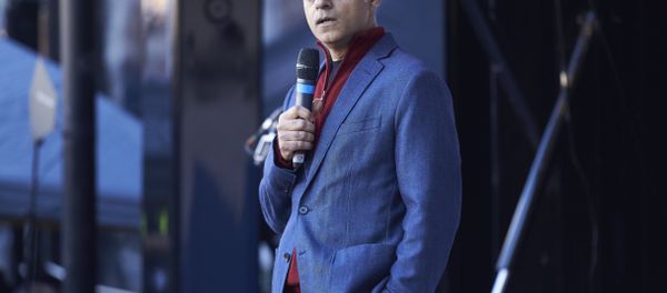 Mayor of London Sadiq Khan speaks to demonstrators in Parliament Square after they take part in a march calling for a People's Vote on the final Brexit deal, in central London on October 20, 2018 Mayor of London Sadiq Khan speaks to demonstrators in Parliament Square after they take part in a march calling for a People's Vote on the final Brexit deal, in central London on October 20, 2018 - Sputnik International