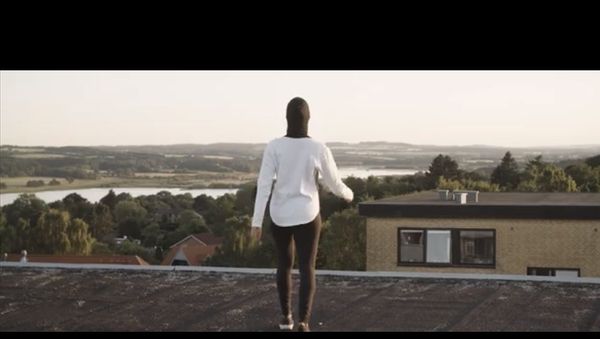 Vil du mere? (Screenshot from the Danish Liberal Youth's ad) - Sputnik International
