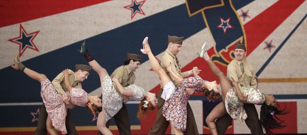 Dancers in period costume perform during an event to mark the 75th anniversary of D-Day in Portsmouth, England Wednesday, June 5, 2019 - Sputnik International