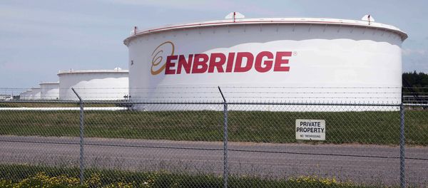 This June 29, 2018 photo shows tanks at the Enbridge Energy terminal in Superior, Wis. Enbridge Energy is delaying the startup of its planned Line 3 replacement crude oil pipeline through northern Minnesota by a year. This June 29, 2018 photo shows tanks at the Enbridge Energy terminal in Superior, Wis. Enbridge Energy is delaying the startup of its planned Line 3 replacement crude oil pipeline through northern Minnesota by a year. - Sputnik International