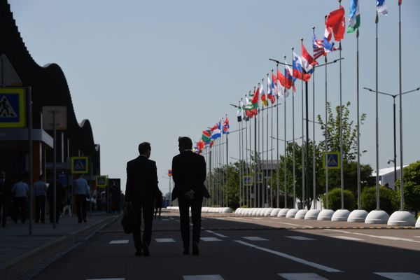 Beautiful Ladies and New Technologies at SPIEF 2019 Beautiful Ladies and New Technologies at SPIEF 2019 - Sputnik International