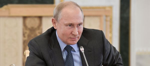 Russian President Vladimir Putin meets representatives of global news agencies - Sputnik International