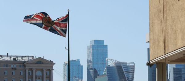 The UK flag at the UK Embassy in Moscow - Sputnik International