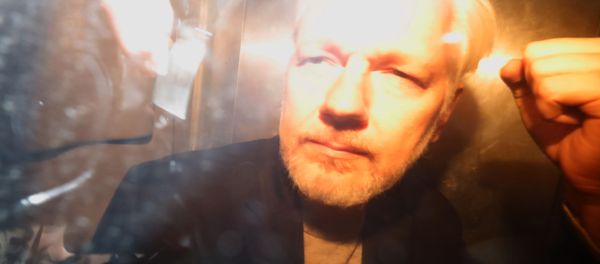 WikiLeaks founder Julian Assange arrives at court in London on May 1, 2019 to be sentenced for bail violation WikiLeaks founder Julian Assange arrives at court in London on May 1, 2019 to be sentenced for bail violation - Sputnik International