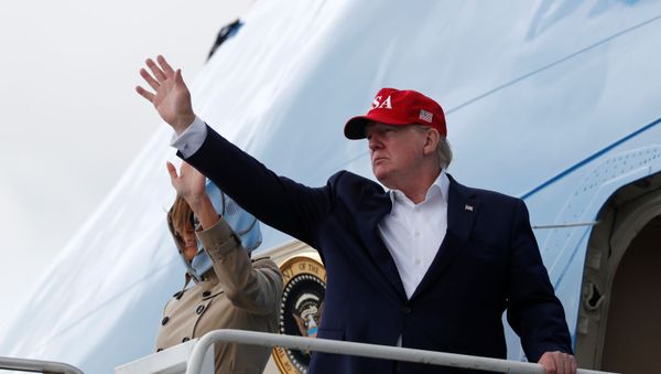 U.S. President Donald Trump and first lady Melania Trump - Sputnik International