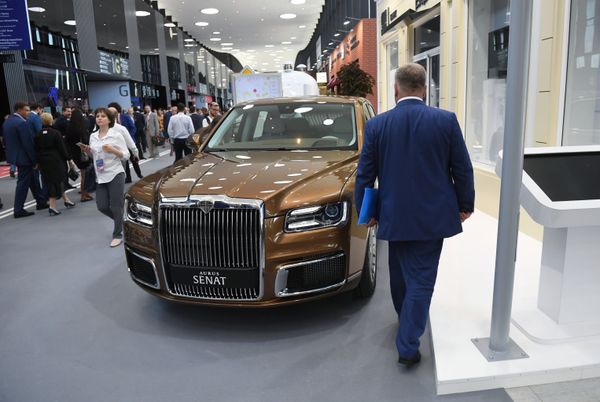 Golden Aurus, Educational Robots and VR: Most Unusual Stands at the SPIEF Golden Aurus, Educational Robots and VR: Most Unusual Stands at the SPIEF - Sputnik International