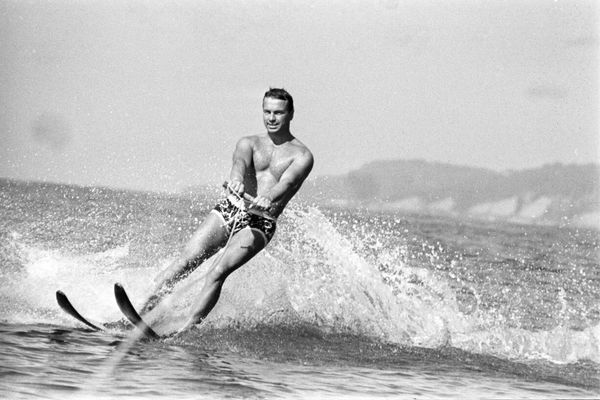Beaches, Sunshine & Swimsuit-Clad Girls: What Soviet-Era Vacation Looked Like Beaches, Sunshine & Swimsuit-Clad Girls: What Soviet-Era Vacation Looked Like - Sputnik International