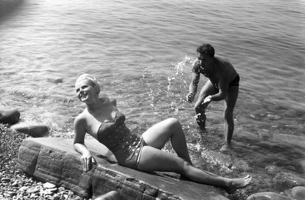 Beaches, Sunshine & Swimsuit-Clad Girls: What Soviet-Era Vacation Looked Like Beaches, Sunshine & Swimsuit-Clad Girls: What Soviet-Era Vacation Looked Like - Sputnik International