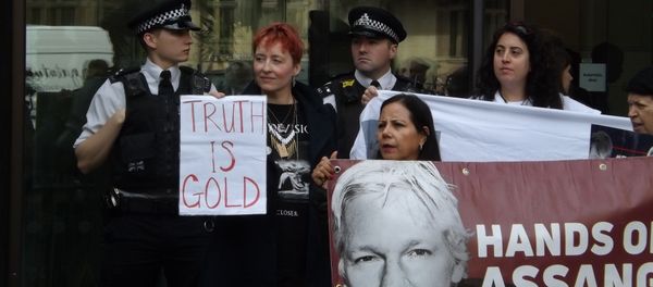 Julian Assange supporters. London. 14.06.2019 Julian Assange supporters. London. 14.06.2019 - Sputnik International