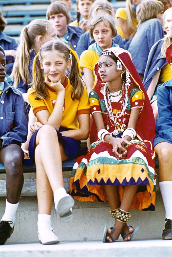 The Vladimir Lenin All-Union Pioneer Camp Artek. Pictured: Inna Starostina (USSR) and Sujatha Gopisetti (India). - Sputnik International