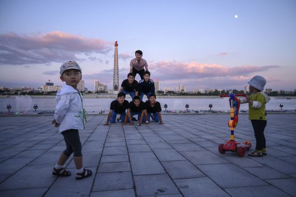 Chilling in Pyongyang: North Koreans Struggle With Summer Heat - Sputnik International