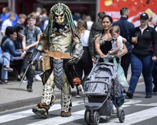A Cosplayer Dressed as Predator A Cosplayer Dressed as Predator - Sputnik International