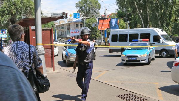 Kazakhstan police officer (File) - Sputnik International