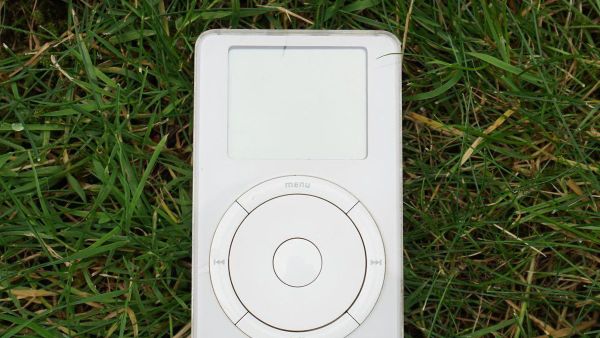 iPod made by Apple (1st gen.) - Sputnik International