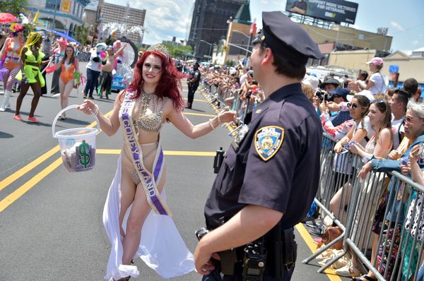 Miss Coney Island During the 37th Annual Mermaid Parade in New York City Miss Coney Island During the 37th Annual Mermaid Parade in New York City - Sputnik International