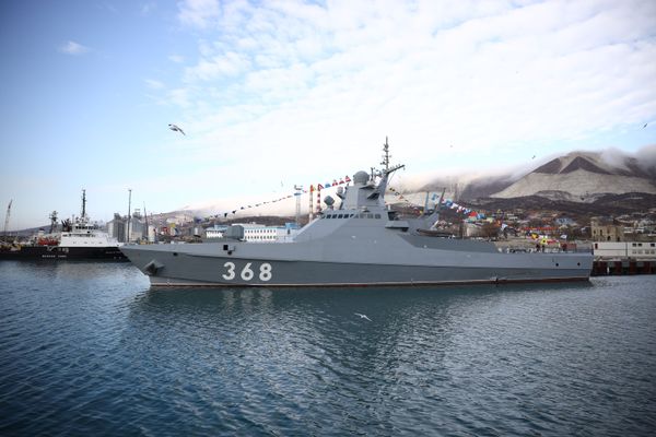 Advanced Russian Warship Shadowed by Royal Navy Vessel in English Channel – Report  - Sputnik International