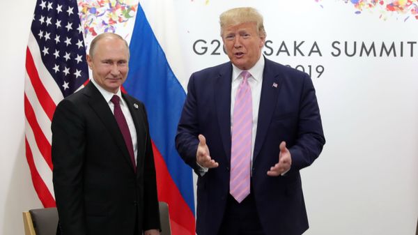 Russian President Vladimir Putin and US President Donald Trump - Sputnik International