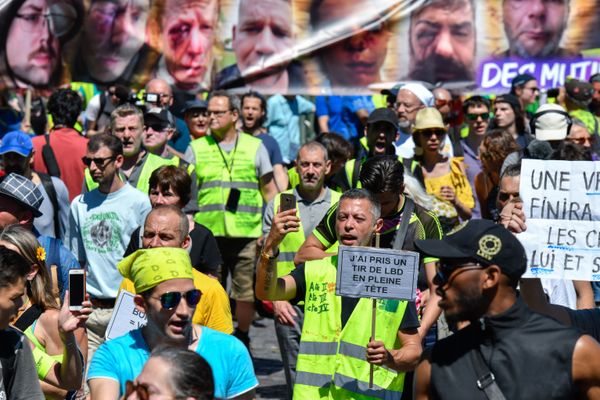 Yellow Vests Vow to Continue Rallies on Anniversary of Movement, Say Government Deaf to Protests - Sputnik International