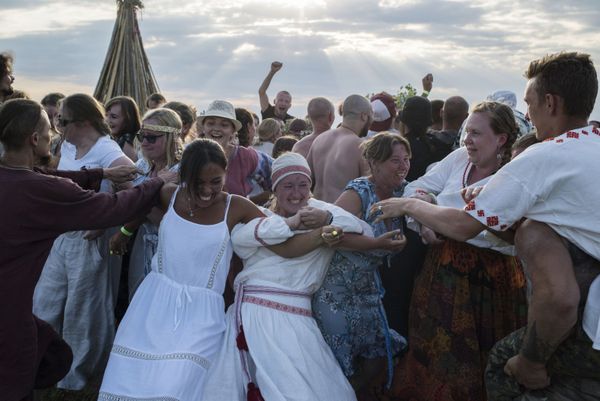 Magic Power and Fern Blossoms: Slavic Festival Marking Summer Solstice - Sputnik International
