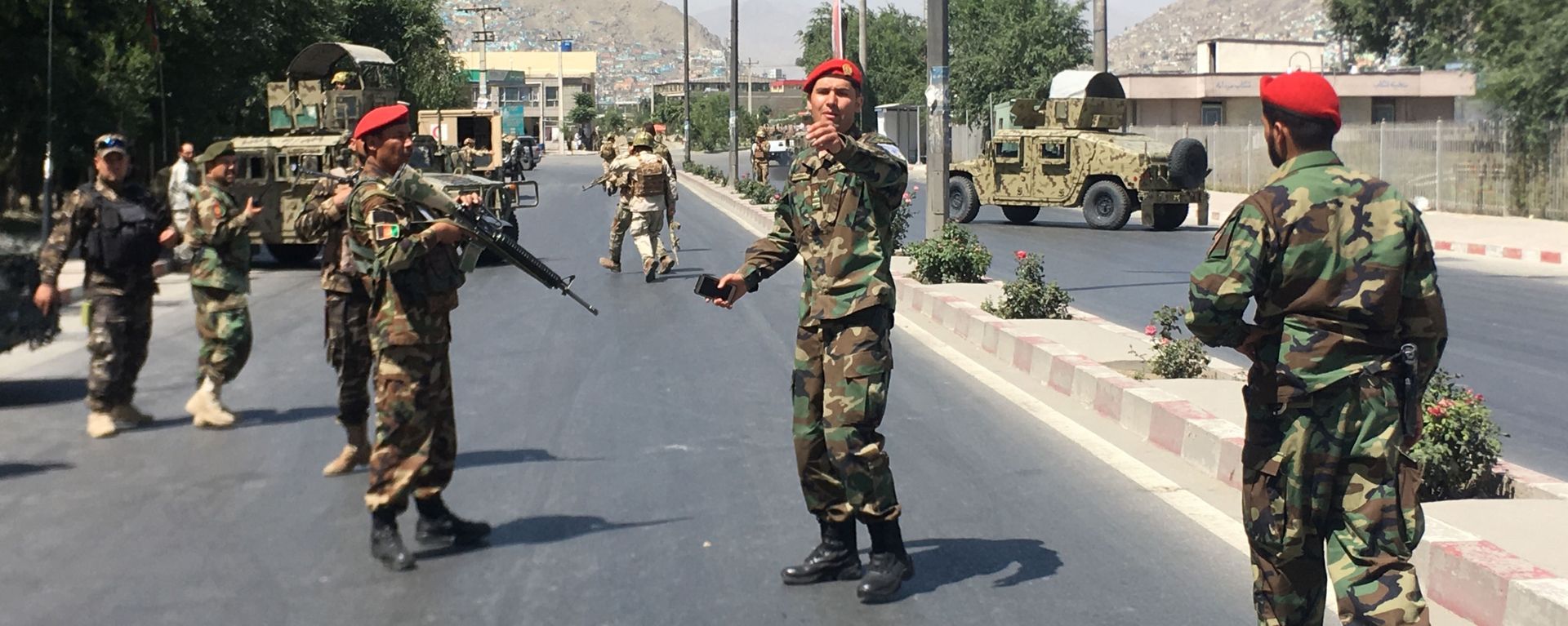 Afghan security forces arrive at the site of an explosion in Kabul, Afghanistan Afghan security forces arrive at the site of an explosion in Kabul, Afghanistan - Sputnik International, 1920, 04.02.2022