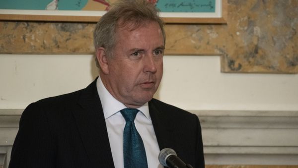 British Ambassador Kim Darroch speaks during a National Economists Club event at the British Embassy in Washington, Friday, Oct. 20, 2017 - Sputnik International