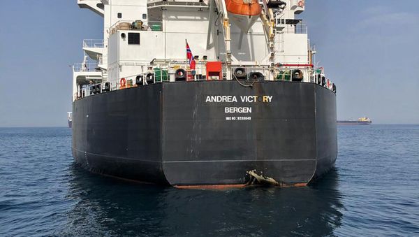A picture taken on May 13, 2019 off the coast of the Gulf emirate of Fujairah shows Norwegian oil tanker Andrea Victory, one of the four tankers damaged in alleged sabotage attacks in the Gulf the previous day A picture taken on May 13, 2019 off the coast of the Gulf emirate of Fujairah shows Norwegian oil tanker Andrea Victory, one of the four tankers damaged in alleged sabotage attacks in the Gulf the previous day - Sputnik International