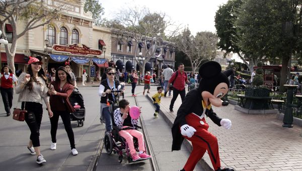 CALIFORNIA CHINA DISNEY PARKS GLANCE - Sputnik International