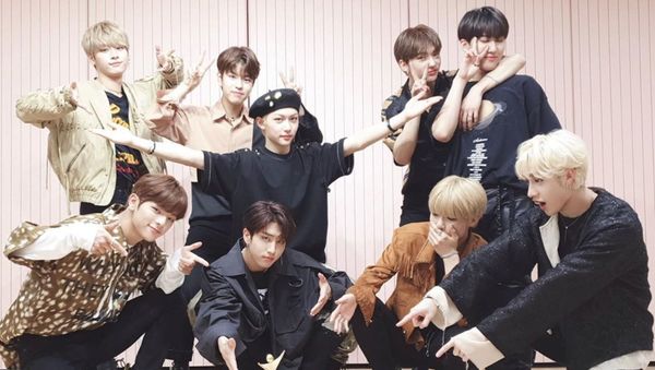 Stray Kids K-pop boys band receives Rookie of the Year award - Sputnik International