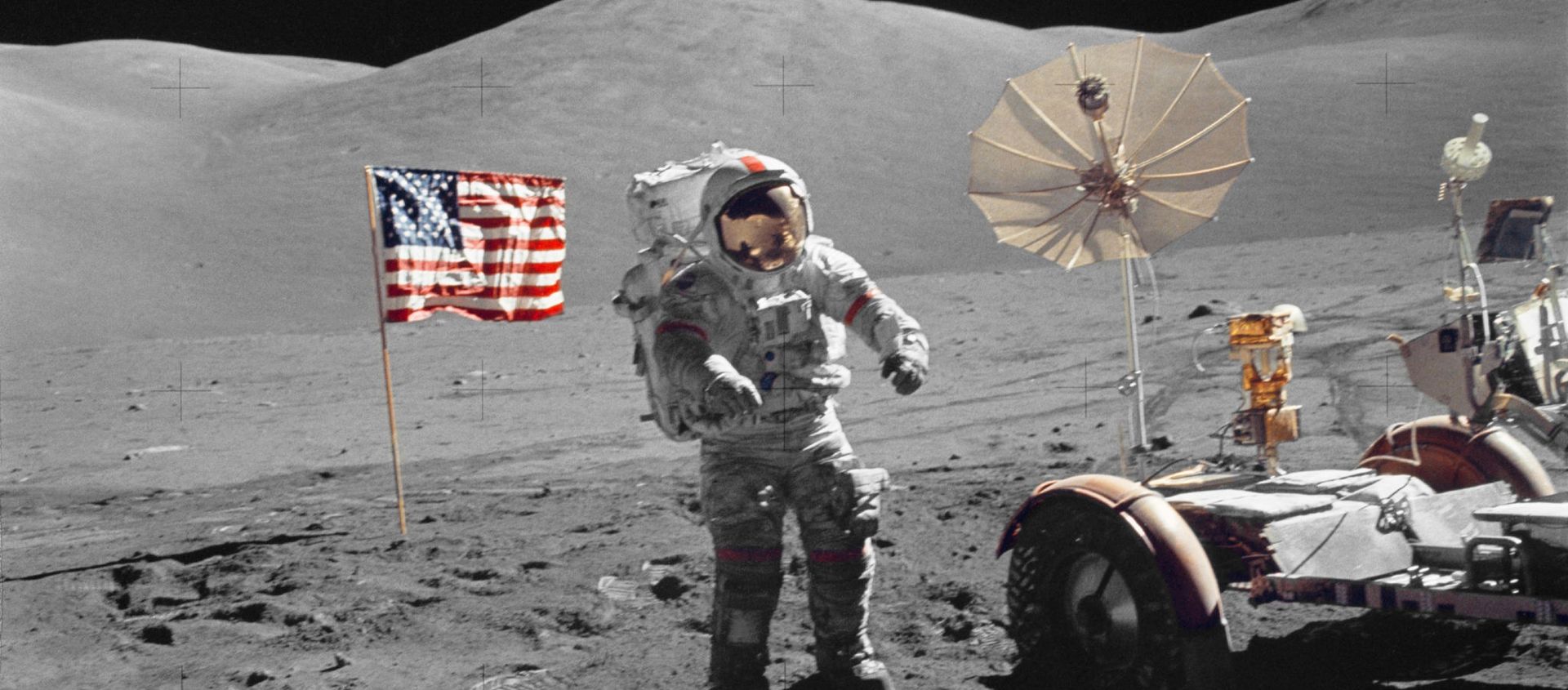 This December 13, 1972 image courtesy of NASA shows Astronaut Eugene A. Cernan, mission commander, walking toward the Lunar Roving Vehicle (LRV) during extravehicular activity (EVA) at the Taurus-Littrow landing site of NASA's sixth and final Apollo lunar landing mission This December 13, 1972 image courtesy of NASA shows Astronaut Eugene A. Cernan, mission commander, walking toward the Lunar Roving Vehicle (LRV) during extravehicular activity (EVA) at the Taurus-Littrow landing site of NASA's sixth and final Apollo lunar landing mission - Sputnik International, 1920, 02.09.2019