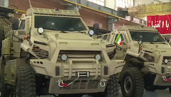Iran's infantry high mobility vehicle Toofan - Sputnik International