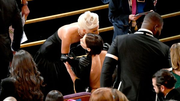 HOLLYWOOD, CALIFORNIA - FEBRUARY 24: (L-R) Lady Gaga and Irina Shayk during the 91st Annual Academy Awards at Dolby Theatre on February 24, 2019 in Hollywood, California - Sputnik International