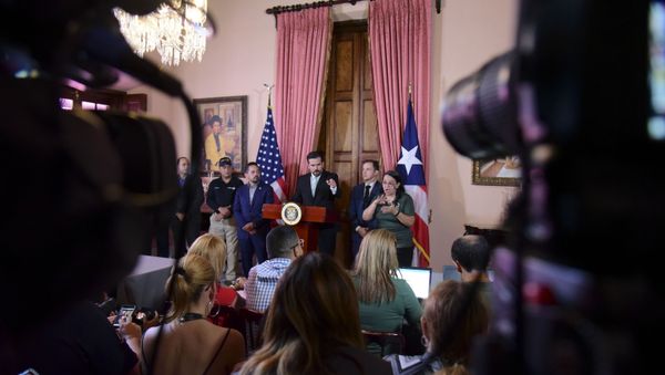 Puerto Rico Gov. Ricardo Rossello speaks during a press conference in La Fortaleza's Tea Room, in San Juan, Puerto Rico - Sputnik International