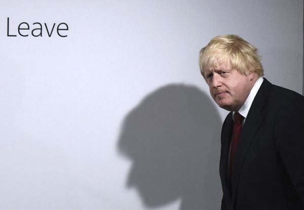 Boris Johnson Faces His May 1940 Moment - Sputnik International