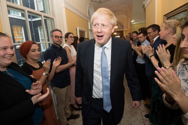 Jeremy Corbyn Needs to Regain Momentum to Beat Bouncing Boris Jeremy Corbyn Needs to Regain Momentum to Beat Bouncing Boris - Sputnik International