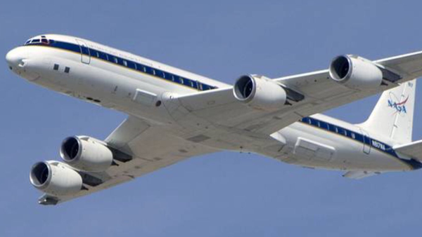 NASA Jetliner Spotted Flying at Low Altitude Over California City - Sputnik International