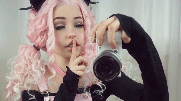 Belle Delphine - Sputnik International