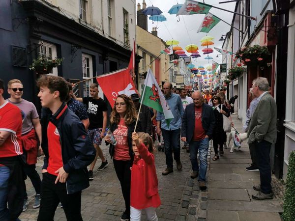 Welsh Independence Supporters March Under One Banner In Merthyr Tydfil - Photos - Sputnik International