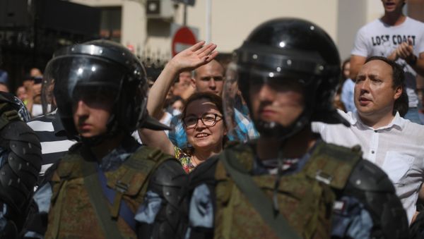 Russian Police at Unauthorised Rally in Moscow  - Sputnik International