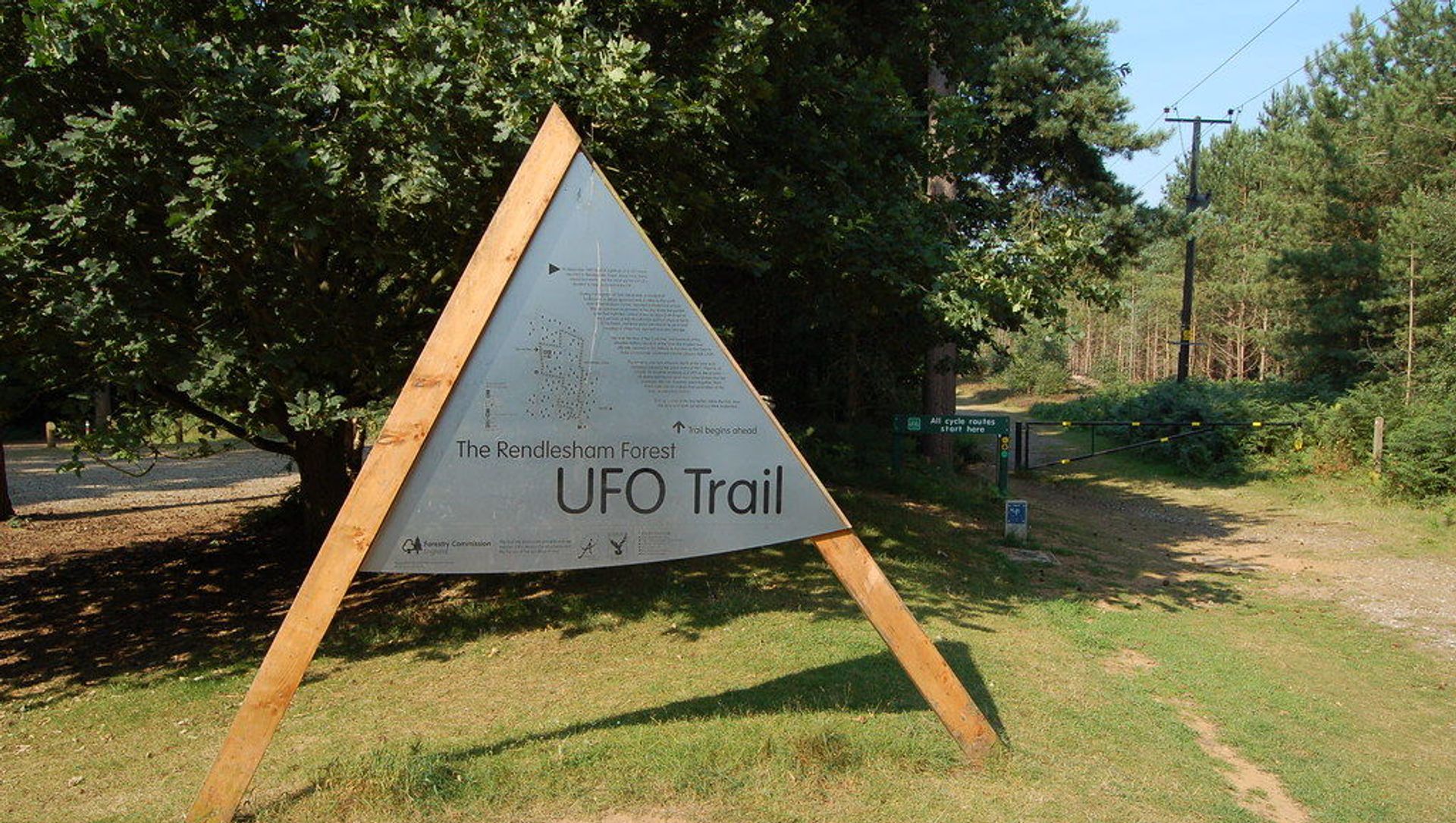 Beginning of the Rendlesham Forest UFO Trail Beginning of the Rendlesham Forest UFO Trail - Sputnik International, 1920, 06.05.2021