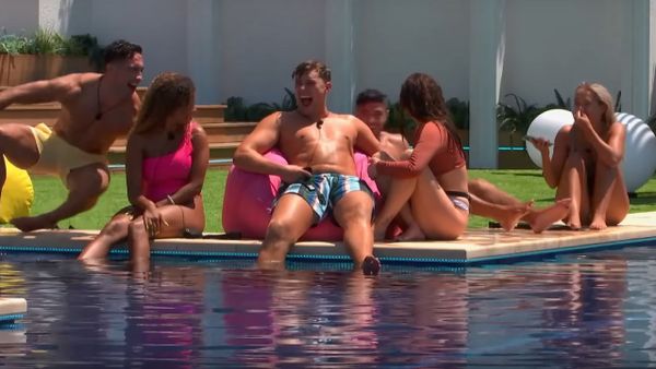 Love Island 2019 - Sputnik International