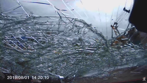 Thai Driver Gets Shocking Surprise From Nearby Construction Crane - Sputnik International