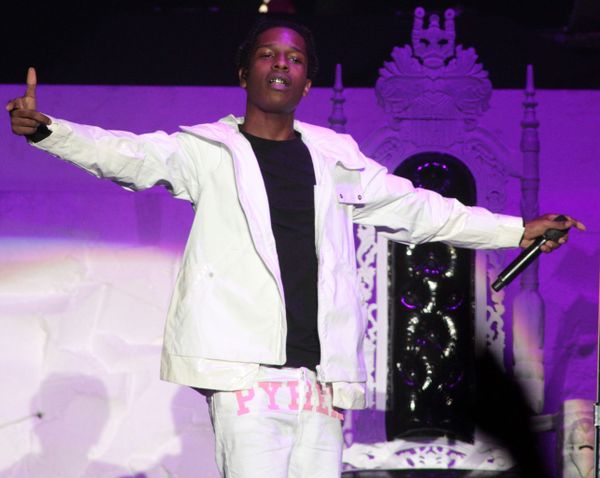 Fans Jubilant as Rihanna, ASAP Rocky Reportedly Dating After Months of Speculations - Sputnik International