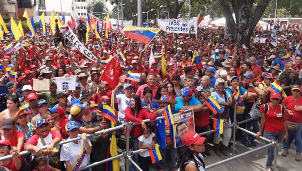 Pro-Maduro protest in Caracas against US sanctions  - Sputnik International