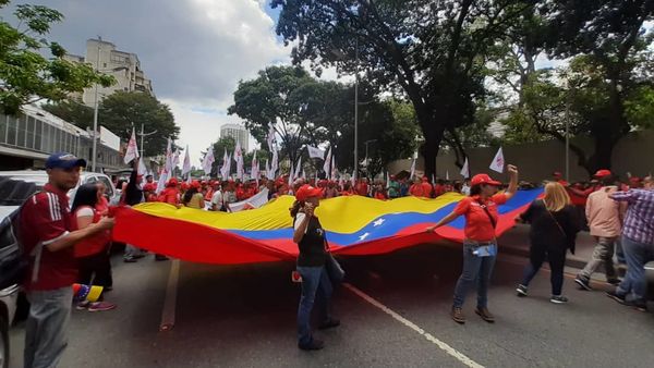 Pro-Maduro protest in Caracas against US sanctions  - Sputnik International