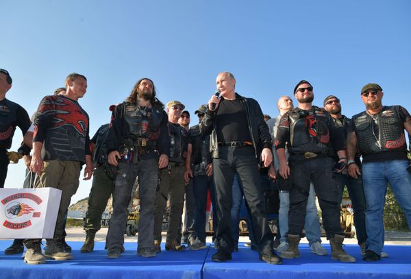 President Putin giving a speech at the Shadow of Babylon bike show. - Sputnik International